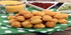 Mixed Dal Bonda (Pakodas)